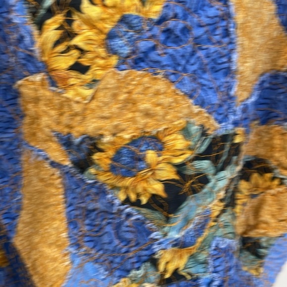 Handcrafted Quilted Embroidered Crop Jacket - Picture 9 of 9